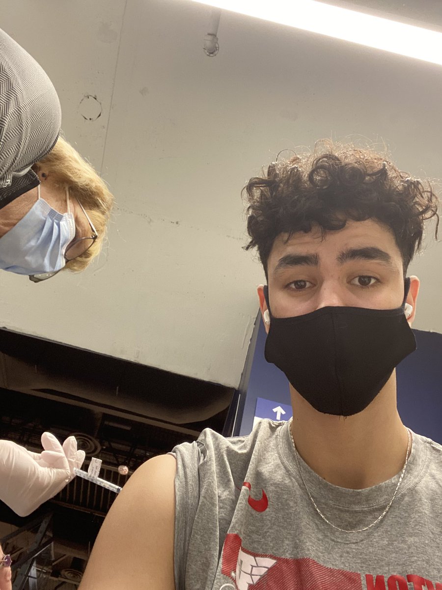 MustaphaAmzill's tweet photo. Just got my 1st Covid vaccination. Go get yours when you can #COVID19Vaccine https://t.co/4BnF8n8usO