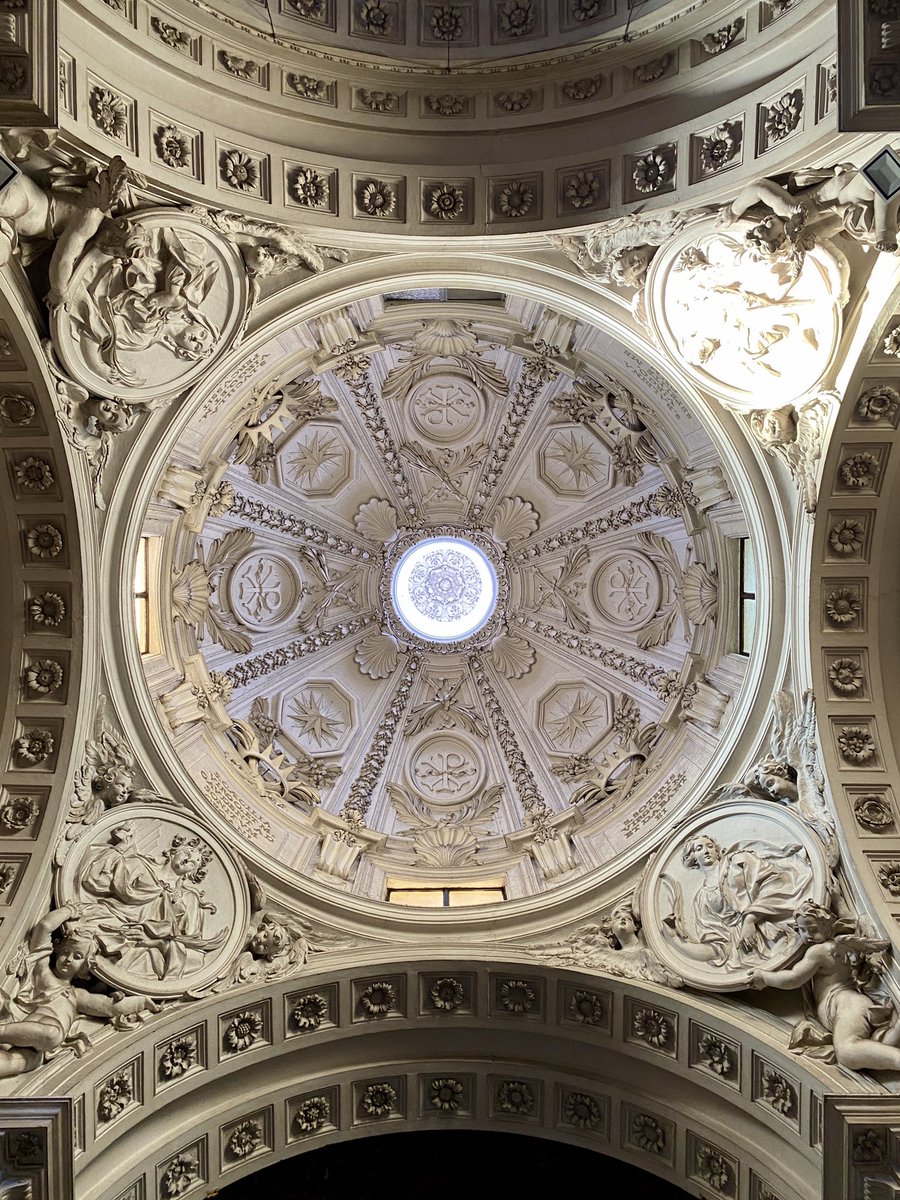 In 1715, Pope Clement XI commissioned the Albani Chapel in honor of Pope Fabian. Designed by a who’s who of 18th century Italian artists, this small chamber packs a very big punch! – bei  Basilica di San Sebastiano fuori le mura