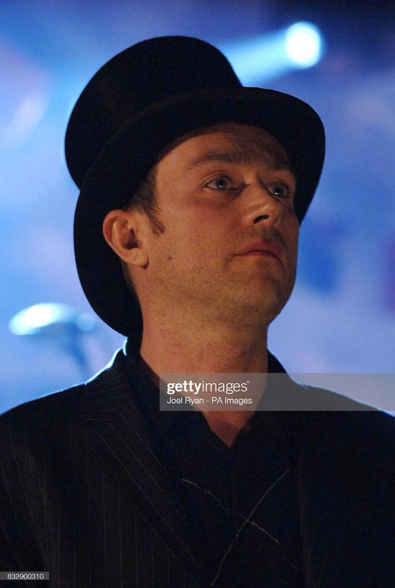 PAST_DAMON's tweet photo. 070331 (31st March, 2007)
The Good, The Bad &amp; The Queen Live at Hammersmith Palais in London, UK

#goodbadqueen #tgtbtq #DamonAlbarn #데이먼알반 https://t.co/Ai89wFbJ3a