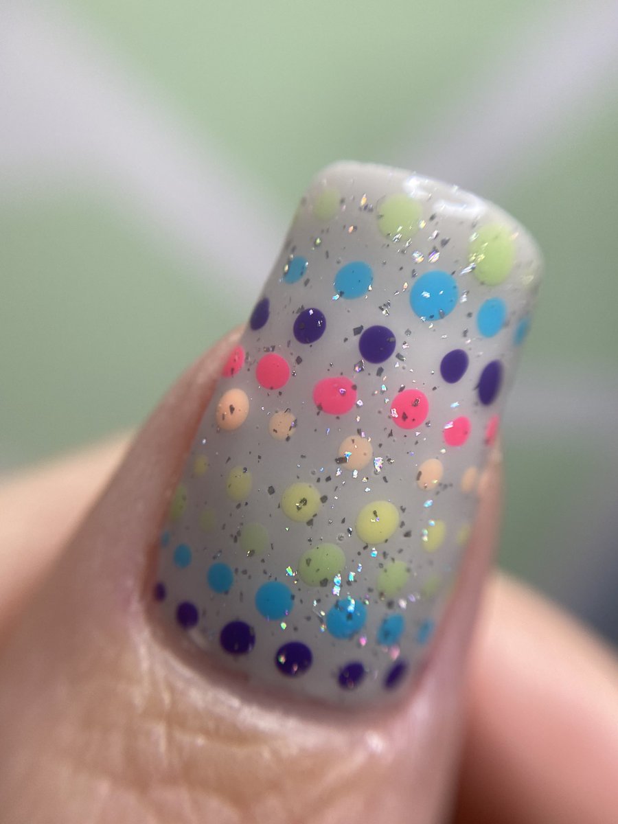 nailsbylyn's tweet photo. Rainbow nails by my rainbow wall π
#nailsbylyn #nalanails https://t.co/ZUCP8Gw8OL