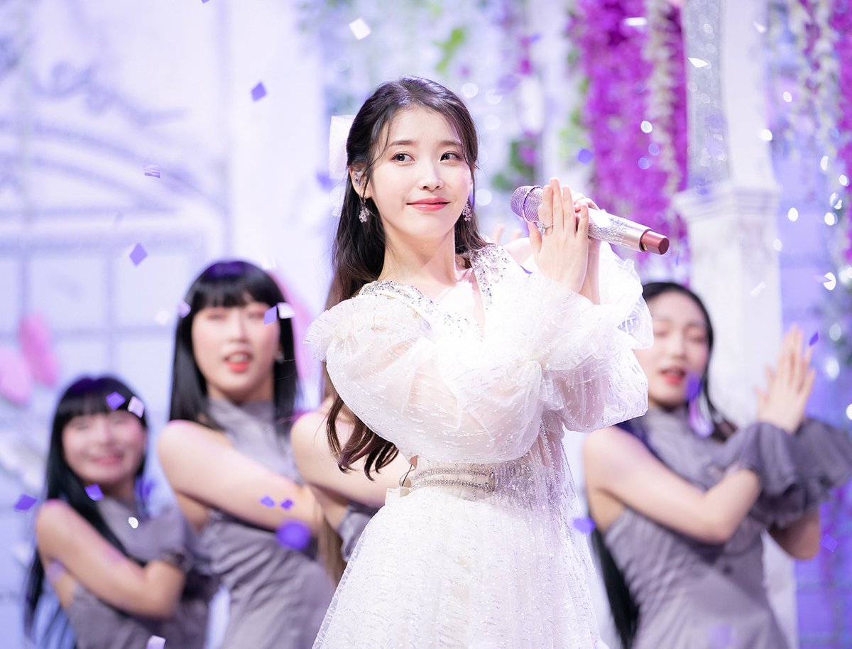 azyossitsukasa's tweet photo. [参加者募集】
5/16に誕生日を迎える
IUさんに日本から
おめでとうのメッセージを
届けませんか？
IUが好きな方なら大歓迎🎉
みなさん
是非ご参加ください🙋
ご応募お待ちしてま～す
詳細はDMにて🌟
#iu #IU #LILAC
#아이유 #IUちゃん #uaena   #유애나  #이지은
#IUだいすきJAPANESEFANS https://t.co/hHcqJUEbJT