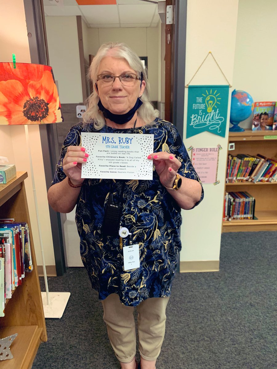 PatlanES's tweet photo. Happy Wednesday! Today’s Library Featured Faculty is one @SeguinISD retired teachers, Mrs. Ruby! She’s been in education for over 30 years and 18 of those were here at Patlan! She’s currently a long term sub for 5th grade. #PatlanFaces https://t.co/QP1GVJ8VzZ