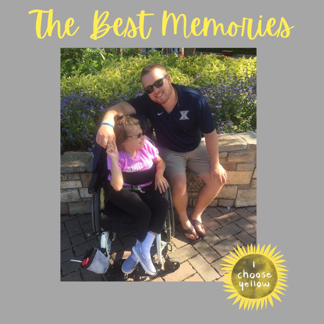 IChooseYellow's tweet photo. Today marks 3 years since my friend Em went to heaven. I am asking friends and family to do something kind for a stranger today in honor of Emily Marie Casey. #ichooseyellow #yay #yaykindofday https://t.co/7zXIkXCp33