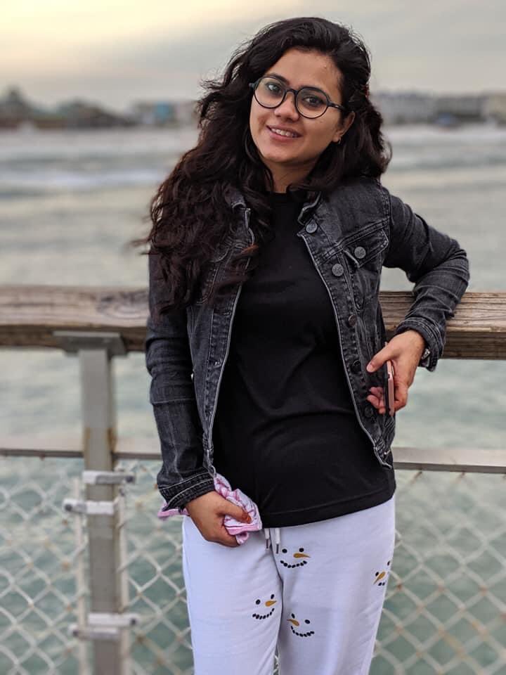 nuzparween786's tweet photo. “An older sister is a friend and defender.A listener,a conspirator,a counsellor and a share of delights.And sorrows too.”~Pam Brown
Happy Birthday Appi🎂
And many congratulations for your new car🚘
May Allah Bless you with the best of everything💖🤲🏻
I love you❣️
#bestsisterever❤️ https://t.co/jp9vAn3xry