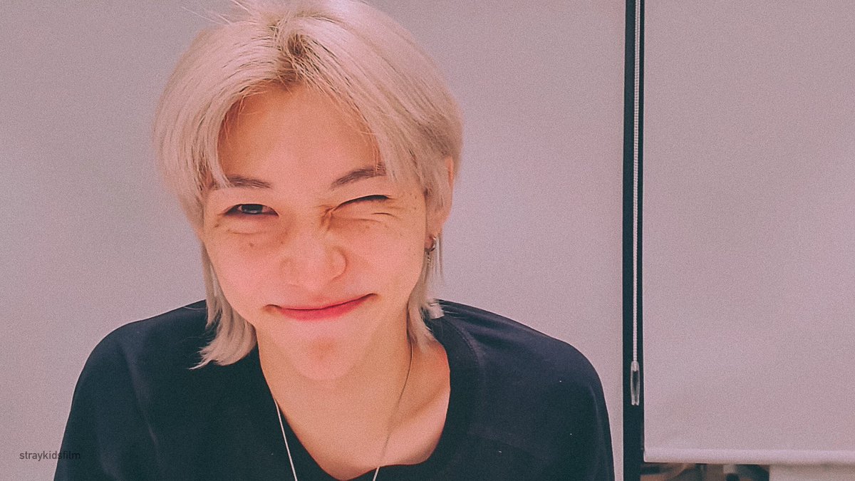 Thxrdenmark_'s tweet photo. พี่ยูคนน่ารัก ! ขอบคุณสำหรับขนมนะครับ , เติร์ด หัวใจ พี่ยู 🥲🤍!

:📍Half-Eleven Cafe w / @_IAMYUU https://t.co/BX6by31xPg