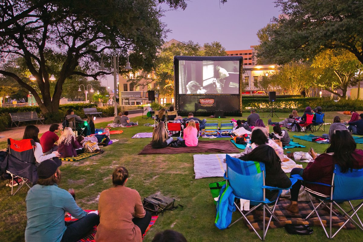 DowntownHouston's tweet photo. And just like that—the sun’s shining a little brighter &amp; it’s the perfect time to be watching movies, picnicking &amp; working out—all outdoors. Check out what’s going on in #DTHOU this season—it’s sure to put a little Spring in your step.✨ #WeAreDowntownHOU https://t.co/XcAEKdlMkj https://t.co/x3NZg2OaPM