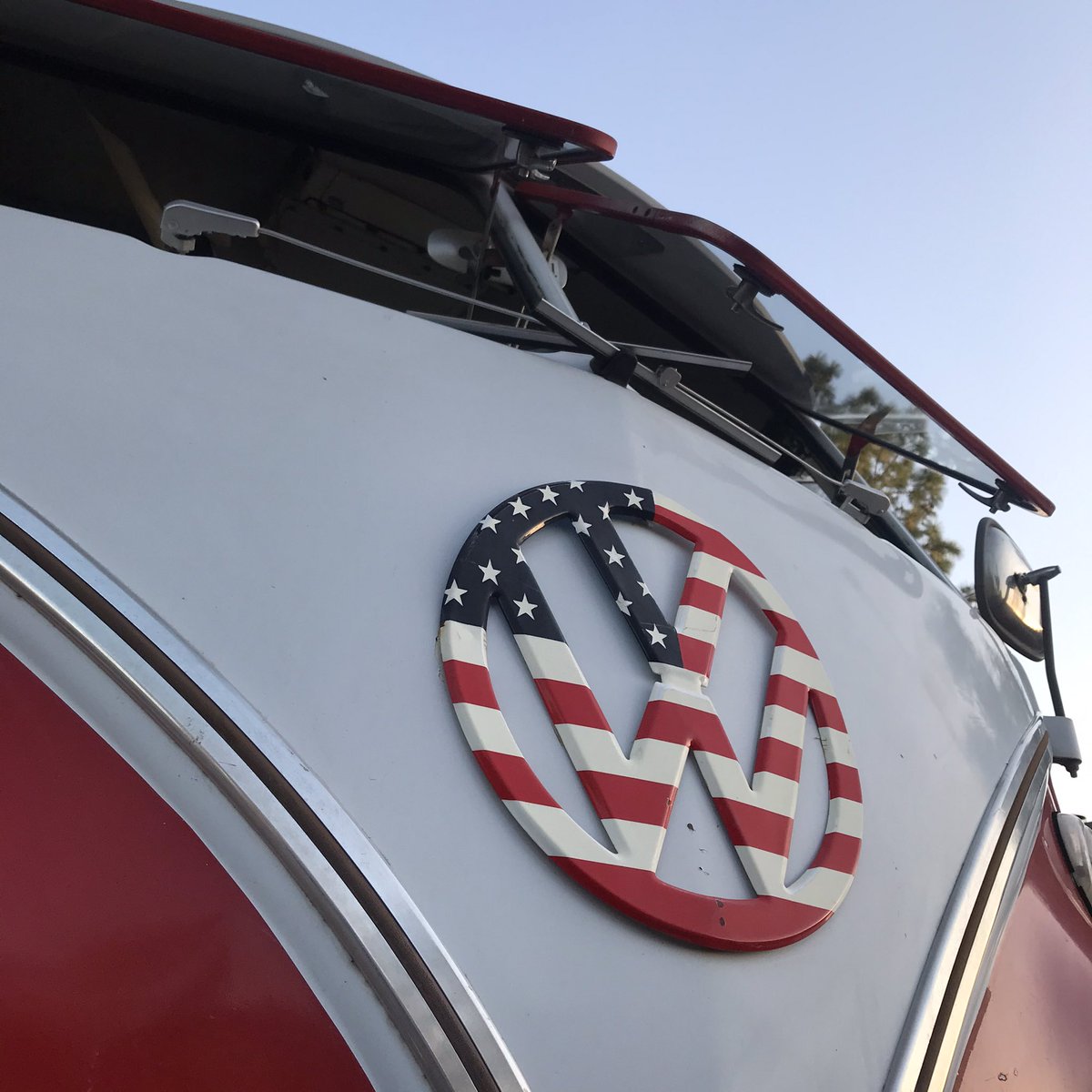 AZVWBusClub's tweet photo. #VWSPLIT https://t.co/KVRXMpZch3
