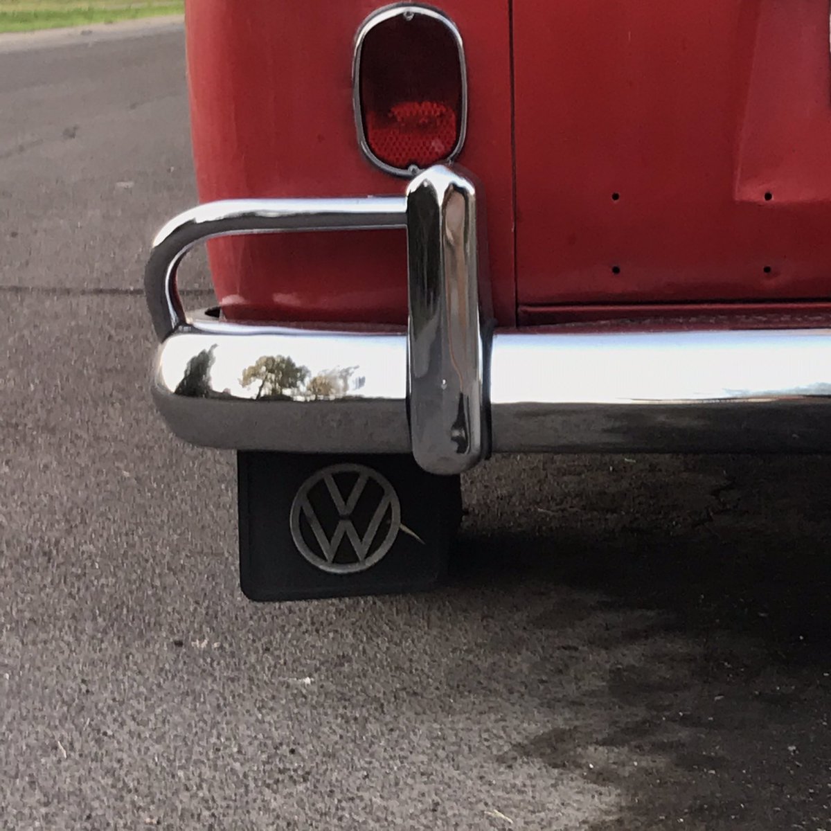 AZVWBusClub's tweet photo. #VWSPLIT https://t.co/KVRXMpZch3