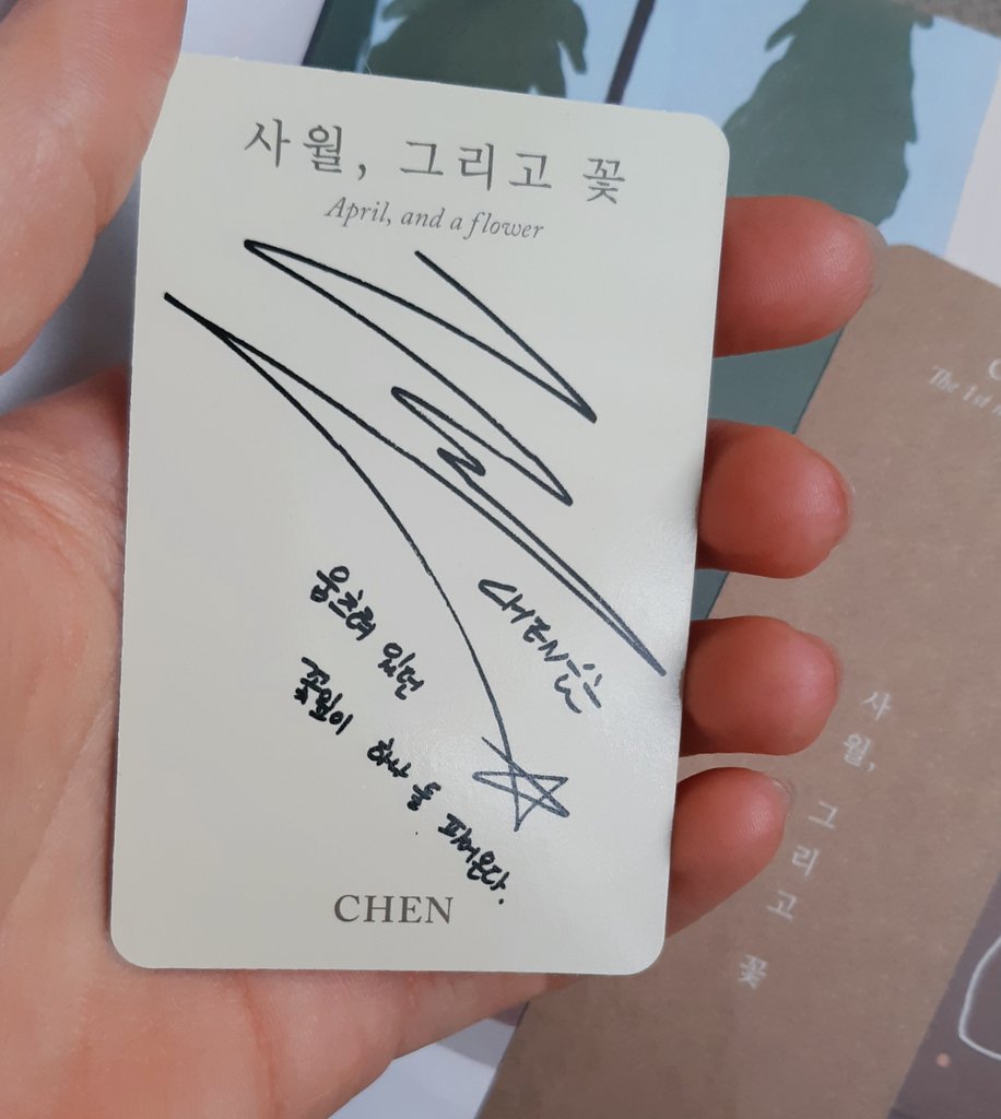 melinziyangil's tweet photo. Bu adamı hak edecek ne yaptım benn 😭💛 
Flower şarkısından bir söz... ÇOK SEVİYORUM SENİ KİM JONGDAE 😭💛

#AprilAndAFlower
#KimJongdae 
#첸 #Chen @weareoneEXO https://t.co/3i2VVF8njC