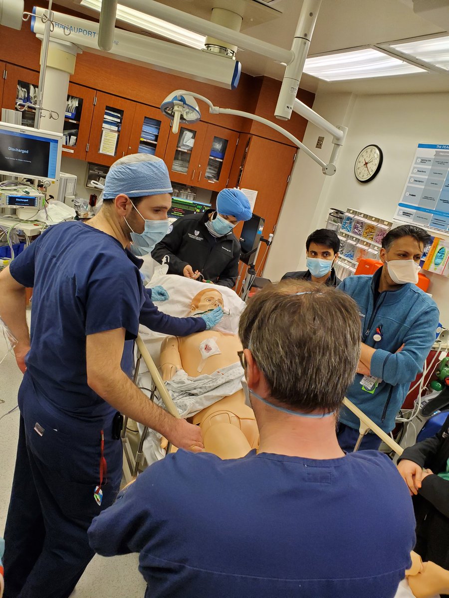 MSingh_MD's tweet photo. @Jacobi_EM Emergency Department-Trauma Combined In-Situ SIM #SimulationSavesLives #TeamWork #ClosedLoopCommunication #PrimarySurvey #ATLS #EMConf https://t.co/Qx4nMSqiFV
