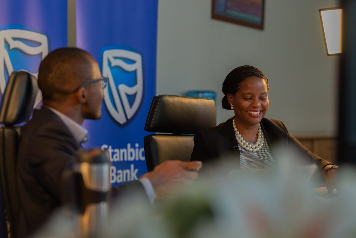 LeoAfricaInst's tweet photo. With @stanbicug as a strategic partner, we graduated 23 YELP Fellows in 2020, increasing the number of alumni from the #YELP program by 32%.
In the same year, our partnership with the bank made it possible to virtually host over 1,700 emerging African leaders at the #ALG2020. https://t.co/y6k1HAywyE