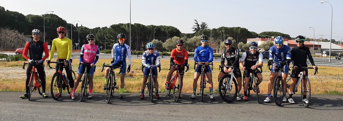 Empezamos la #SemanaSanta con una Transición 
80km🚴‍♂️🚴‍♀️+8km🏃‍♀️🏃‍♂️

#TEAMCLAVERÍA
<a href="/claveriaricardo/">RICARDO CLAVERIA</a>
#triatlon