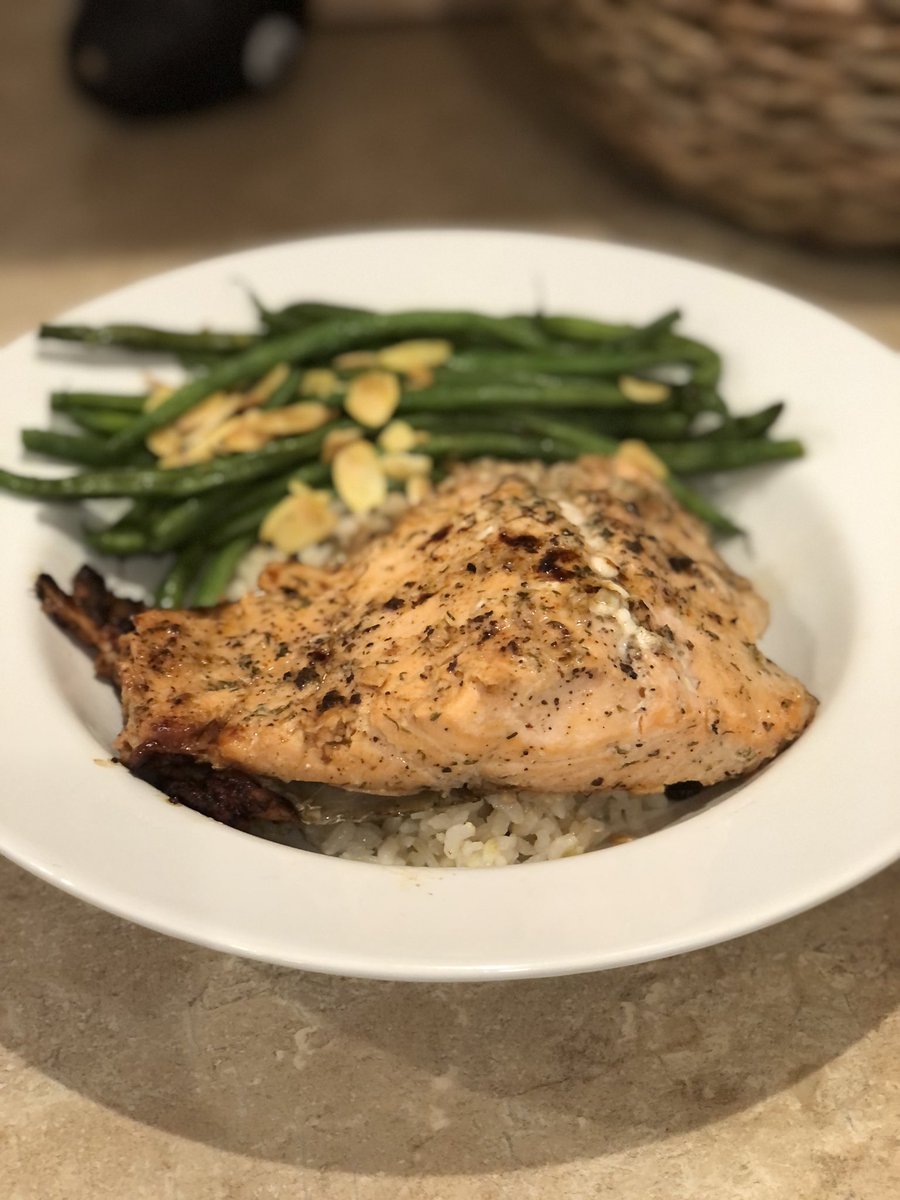 mckennaredmore's tweet photo. Hands down one of the best meals I’ve made🙌🏻 Salmon is a great source of high-quality protein and other essential nutrients like vitamin D and various B vitamins. It’s also packed with omega 3 fatty acids! I try to eat salmon about two times a week. https://t.co/2Uo3swaQSd