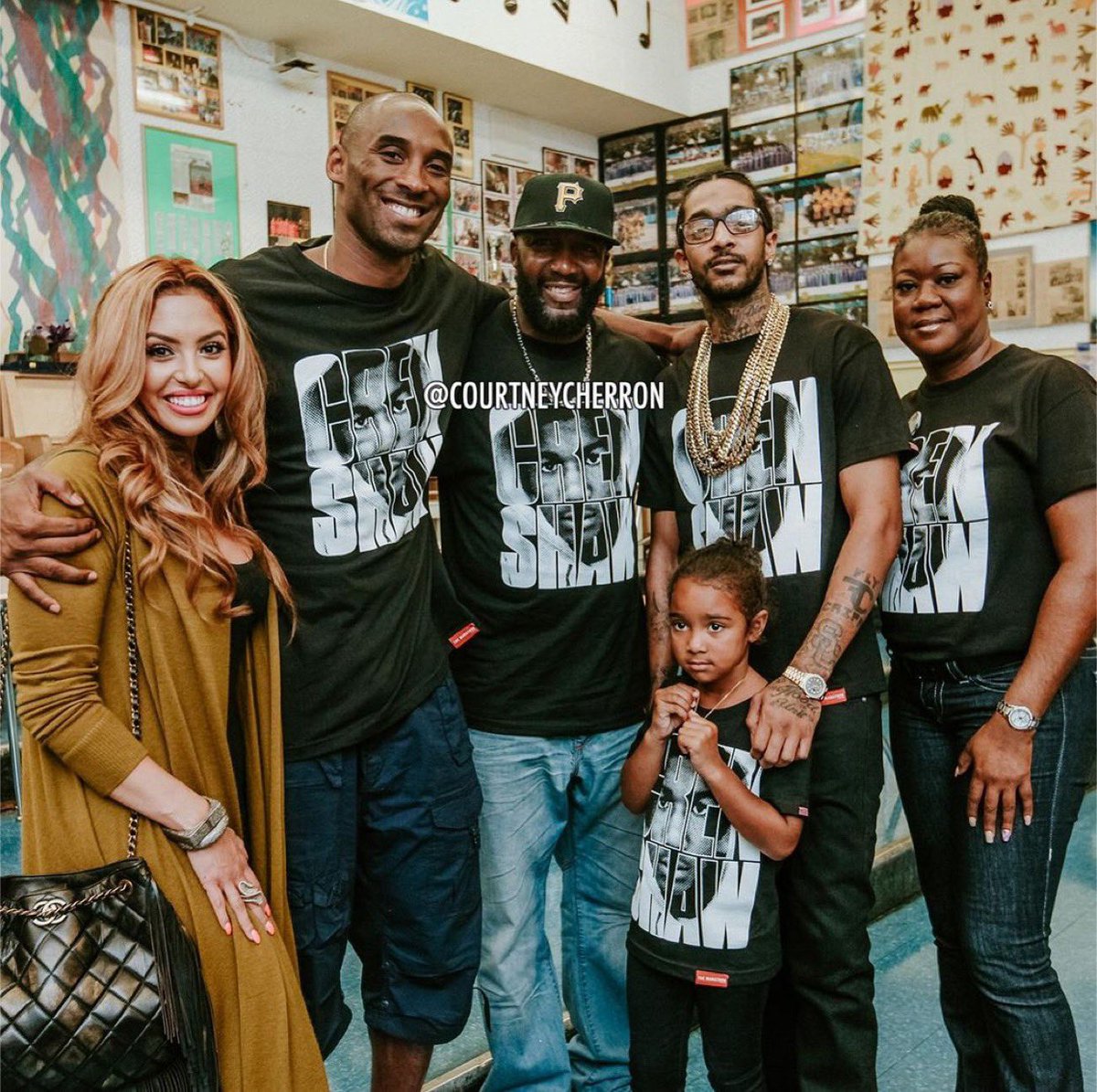 ComplexSports's tweet photo. Kobe &amp; Nipsey in Crenshaw with Trayvon Martin’s parents in 2014. 

LA icons. 

📸: @courtneycherron 
#LLNH🕊 #TMC🏁 https://t.co/UbUevPFCQL
