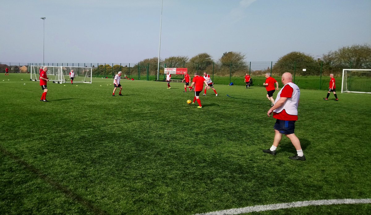 FTFlyersFC's tweet image. ⚽ GREAT TO BE BACK ⚽

Fantastic first session back @PoolfootFarm today. Fourty two players enjoying their #walkingfootball across three pitches. Well done everyone!

#returntoaction
#covidsecure