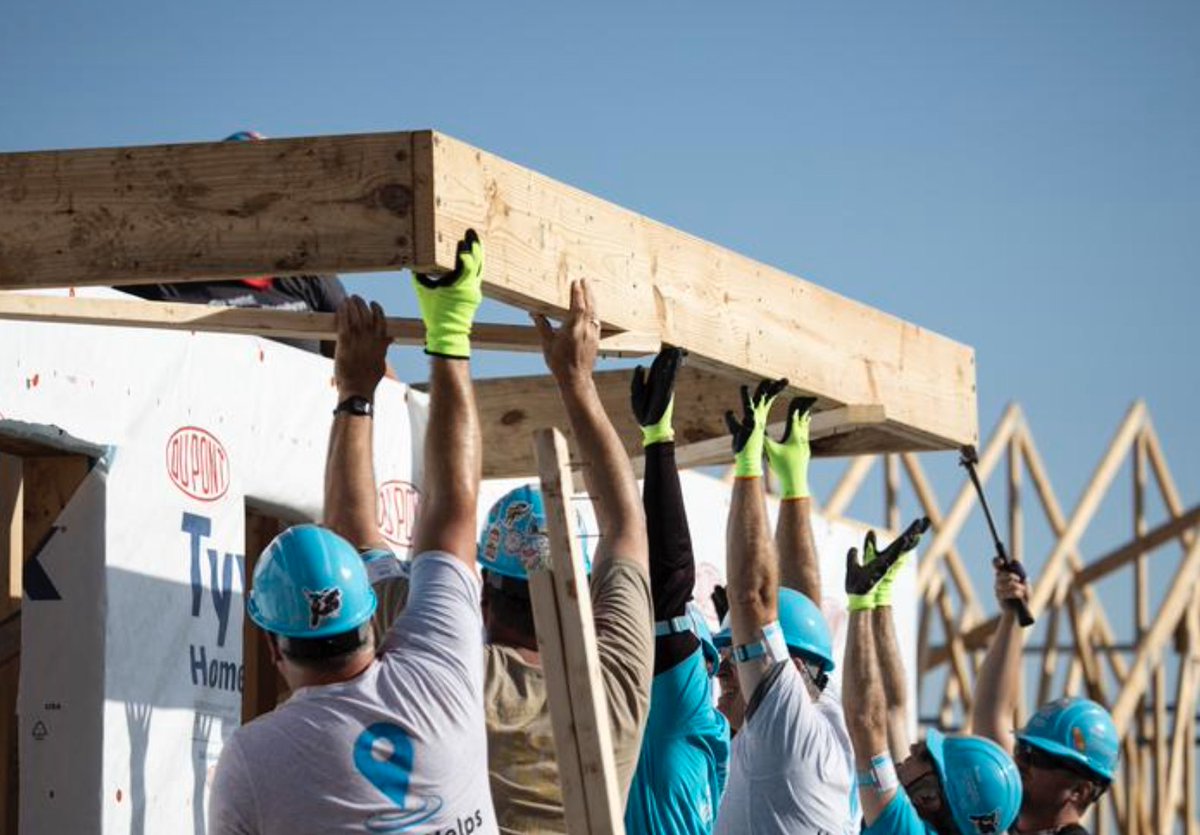 Habitat4HOME's tweet photo. Every helping hand makes a difference 🤝
Strong and stable homes help build strong and stable communities. To learn more about how you can support building a strong community in Brant, Elgin, Middlesex, Norfolk, Oxford and Perth counties, please visit https://t.co/lPOqiEq4WM 🏠 https://t.co/VmP3VJjT5f