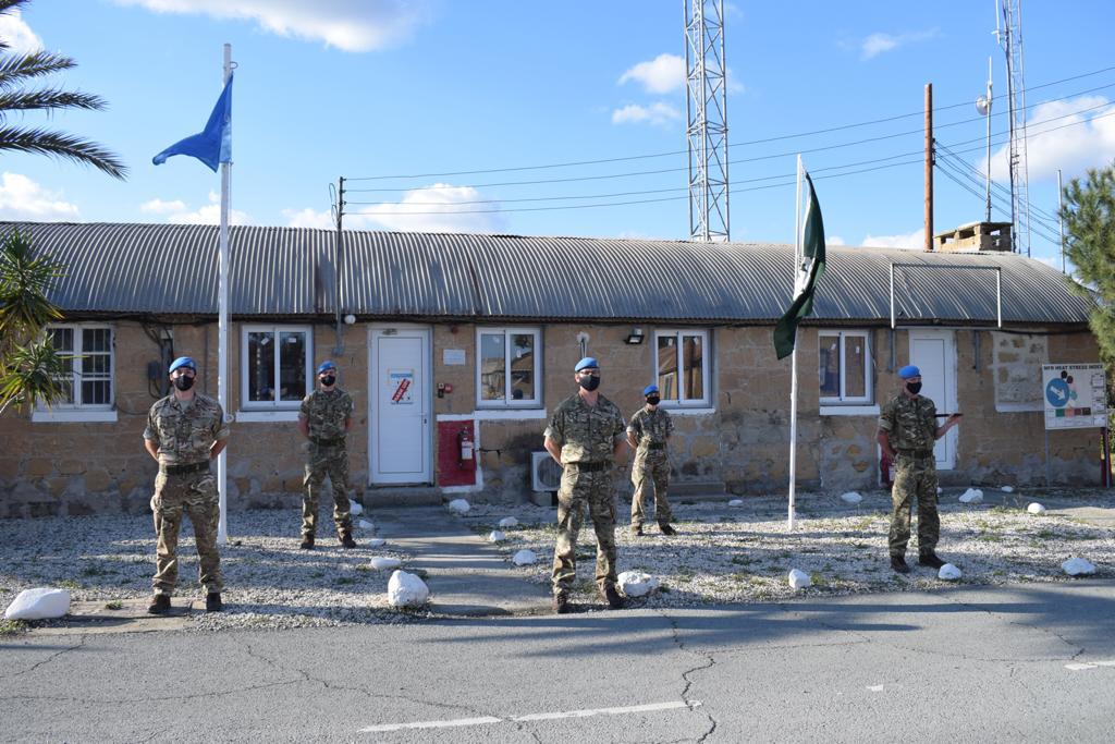 6RegtRLC's tweet photo. The Mobile Force Reserve Company of #OpTOSCA had its flag change parade on Friday, taking over from Ranger Company of 2 @RIrishRegiment The new Coy is a composite organisation made up from 6 different units and flies the Halberd of @102LOGX with pride. #TeamHalberd #UNFICYP https://t.co/qCyee55jnO