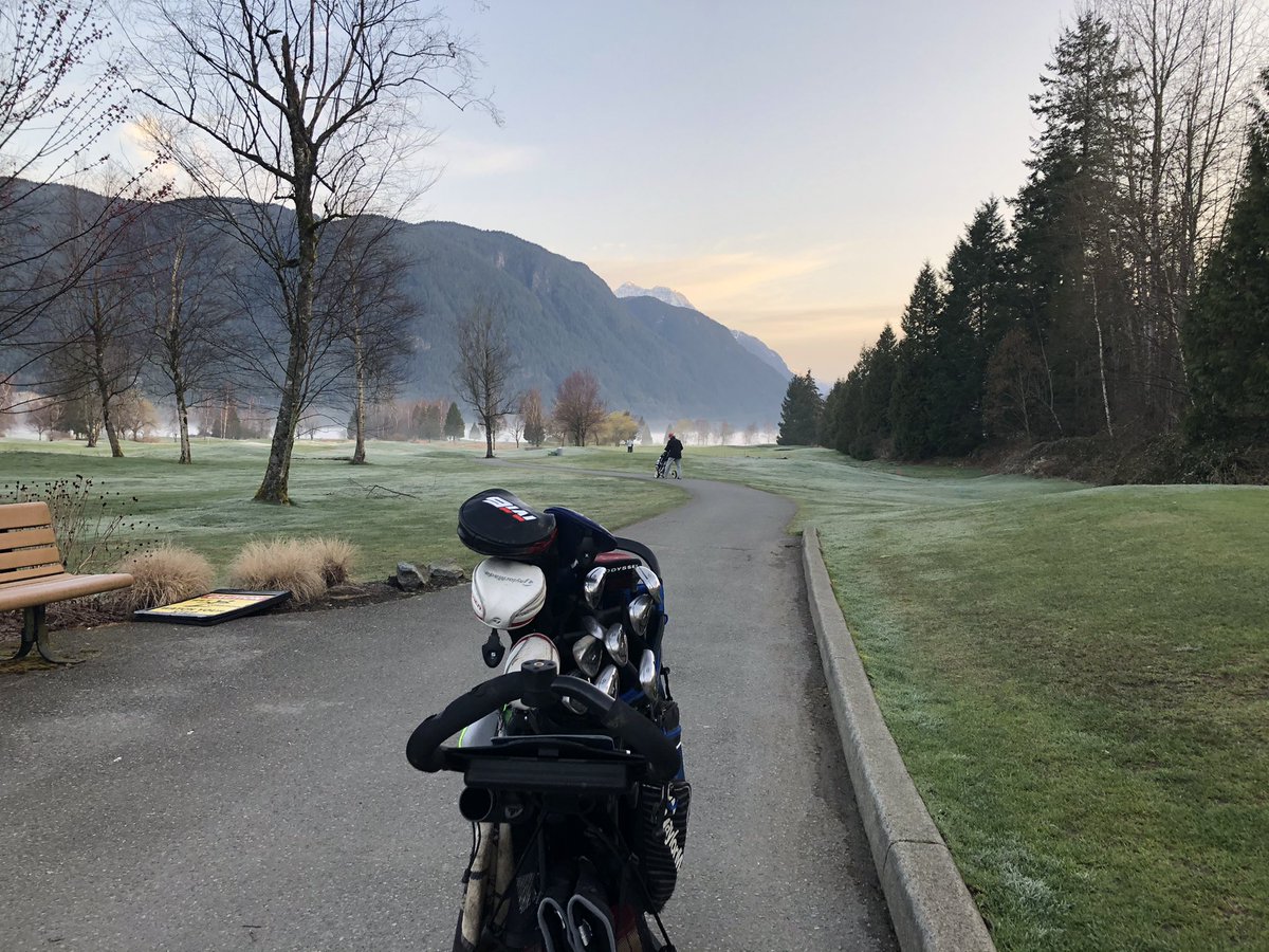 domenicPT's tweet photo. @odognine2 teeing it up Swaneset Pitt Meadows BC - film location of Happy Gilmore https://t.co/tsyL63ZTrW