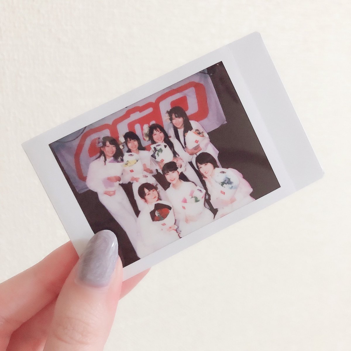 ASAHI_YUNA's tweet photo. メンバー、スタッフさん、ファンの皆さんの愛がこもった大切な場所。おかげさまで伸び伸びと成長することが��きました。本当にお世話になりました。
私はA応Pとして活動することができて、みんなに出会うことができて幸せです。

素敵な時間をありがとうございました！
💜💛❤️💗💙💚🧡

A応P 旭優奈 https://t.co/J5OGAECelE