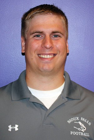 CoachChapin's tweet photo. Never the wrong time to give a S/O to the man, the myth, the legend, the OG...Eric Page.  The best athletic trainer in the business never stops working as an advocate for our guys.  Thanks EP for all that you do! @USFCooFootball @USF_Athletics https://t.co/qUngyTNhDn