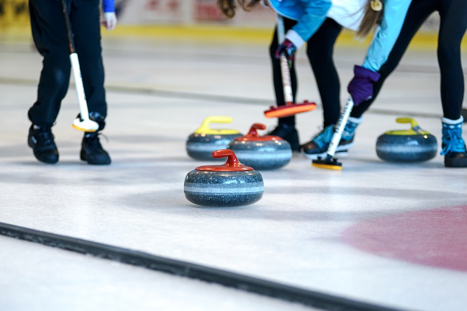 В Муроме пройдет Международный турнир по кёрлингу «WCT Murom Classic 2021» среди мужских команд.  Кроме того, город станет центром развития кёрлинга во Владимирской области. Возглавить тренерский состав может Маргарита Фомина.

vladtv.ru/sports/121404/
