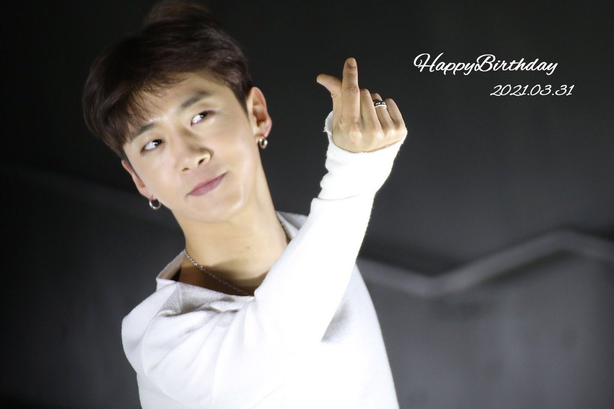 BabyNunaa's tweet photo. HBD BYG ♡ https://t.co/ZnV7Q2Jh6q