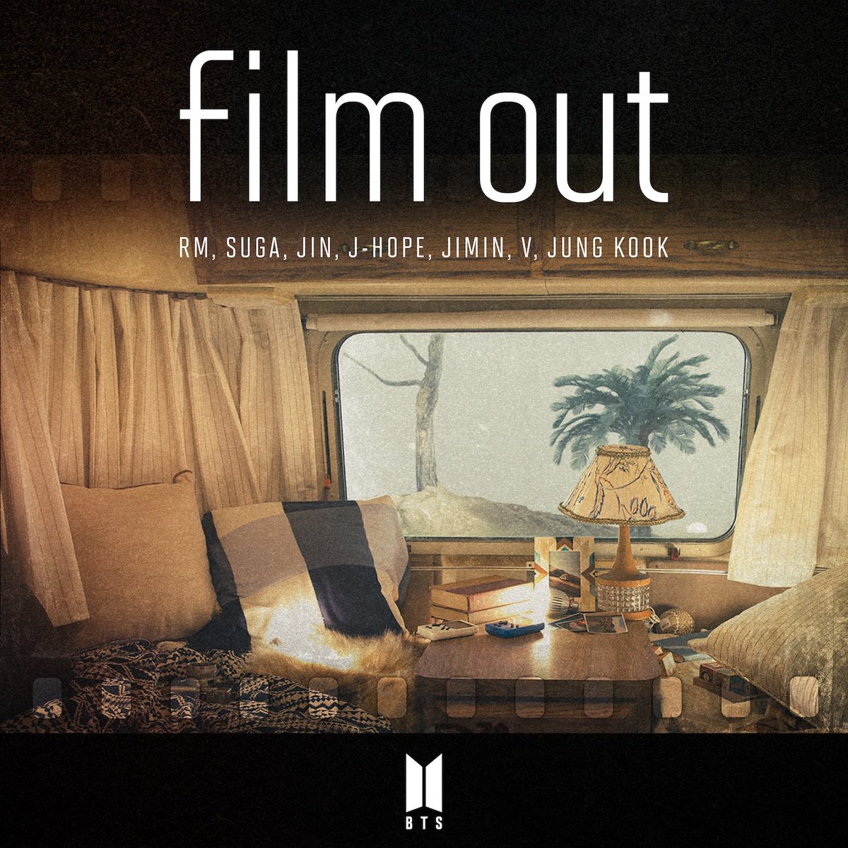 BeyondTheSea613's tweet photo. Comienza la cuenta regresiva ARMY 🗣

24 horas hasta el lanzamiento de Film Out!

⏰1 de abril (jueves) 12 pm (mediodía)

FILM OUT IS COMING
#FilmOutTomorrow
#1DayBeforeFilmOut https://t.co/JJLPsoR88t
