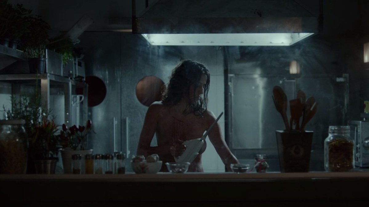 esqueletosgays's tweet image. O Animal Cordial (2017, Dir: Gabriela Amaral Almeida)