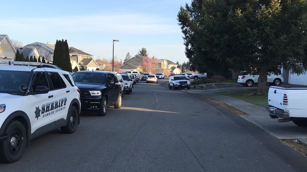 PierceSheriff's tweet photo. HAPPENING NOW: Our SWAT team and negotiators are on scene for a barricaded domestic violence suspect in the 21600 block of 41st Ave E in Spanaway. Please avoid the area. More to follow. https://t.co/88YSe8VyaT