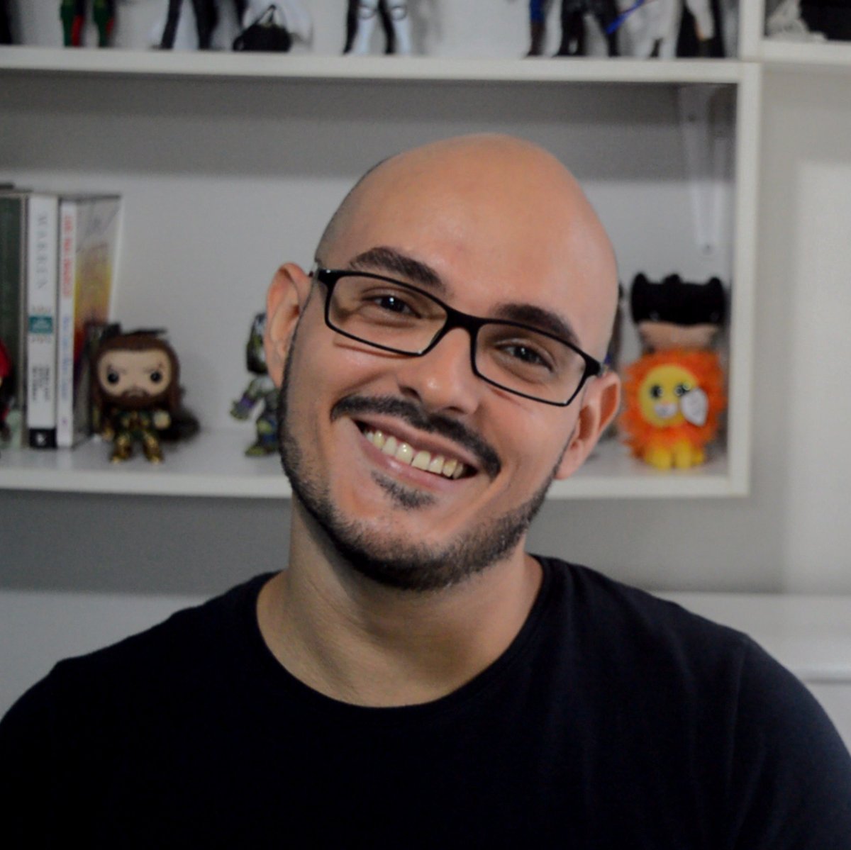 reibelem's tweet photo. [😃]

you’re gonna save me?
i can go back inside and you can still do it

p.s: foto extraída do meu vídeo “Pantera Negra e os Mártires Cristãos” - https://t.co/TjRB8tp9Xl

#gobackinside #thesuicidesquad #nãodestemundo https://t.co/3wWTM9T5AV