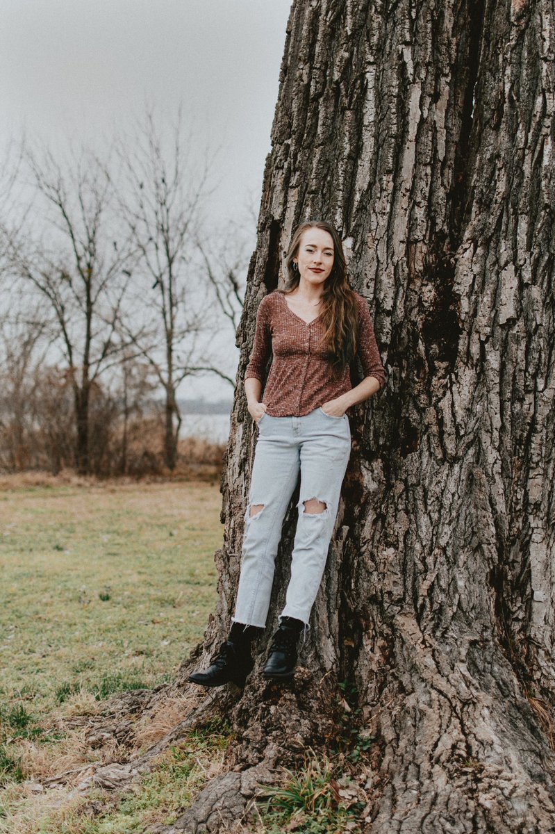 Join me tonight at 8pm on the FB pages for my very first #WomenCrushWednesday covering some of my favorite artists! I’ll be doing this every last Wednesday of each month, for the foreseeable future 🙂 link to playlist in my Instagram bio. 💖💘💕