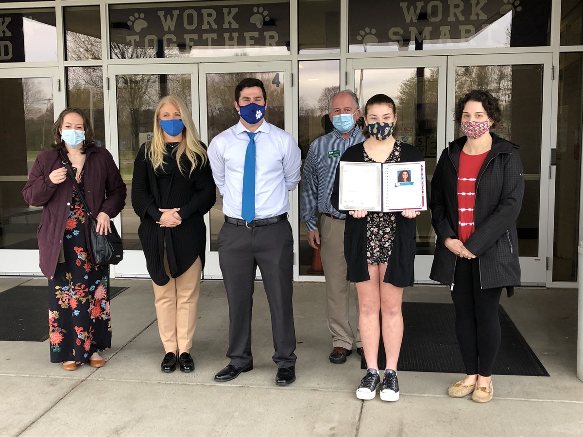 Kenneth M. Smith tweet media