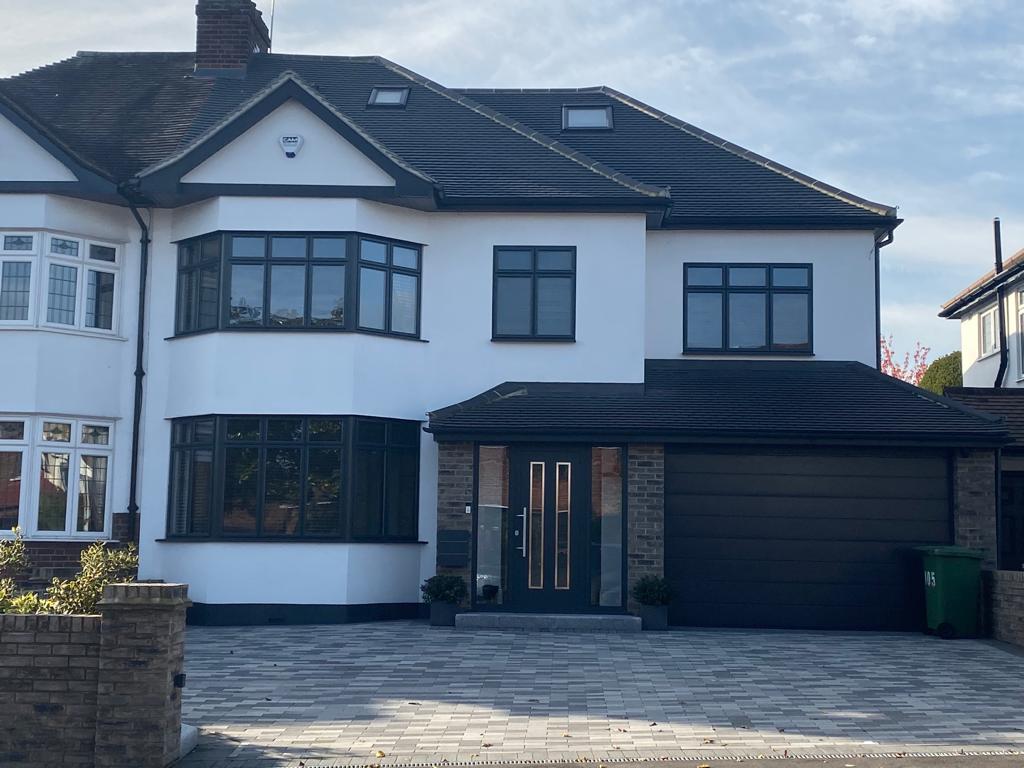 SilverTreeWD1's tweet image. Improve your curb appeal with new windows and doors. Here are some ideas on what you can achieve simply by upgrading. Give us a call for a no obligation, contact free quote on 01279 883292 or info@silvertreewindowsanddoors.co.uk #hertfordshire #essex #britishsummertime