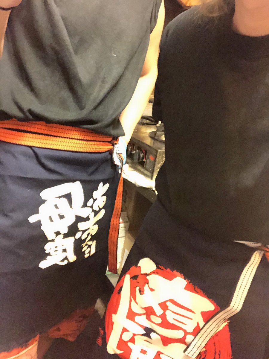 KaramenKbk's tweet photo. 【報告】
華火がなんと‥

４月に新宿御苑にてOpenすることになりました‼︎‼︎🍜
カウンターのみの小さな店舗となります🌶

御苑駅から徒歩5分🚶‍♂️
両店舗共にアルバイト大募集‼︎‼︎
ランチやります‼︎‼︎Twitterインスタにて随時情報更新するので宜しくお願いします🙇‍♂️
＃辛麺華火
＃御苑 https://t.co/9UVoW3yYys