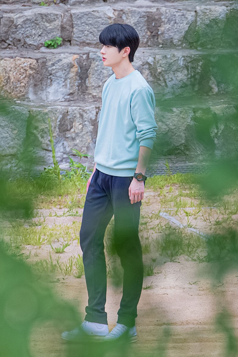 𝐠𝐨𝐥𝐝 𝐭𝐫𝐢𝐠𝐠𝐞𝐫 tweet media