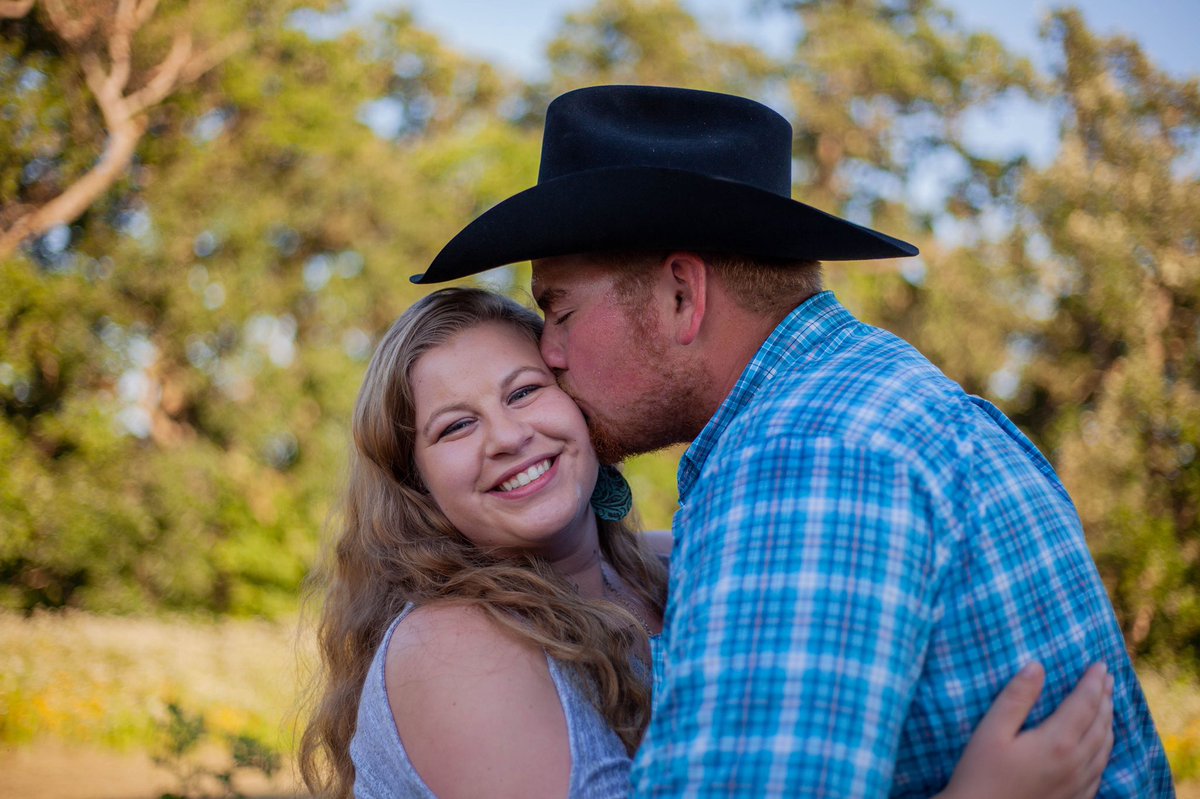 Rachael Peterson tweet media