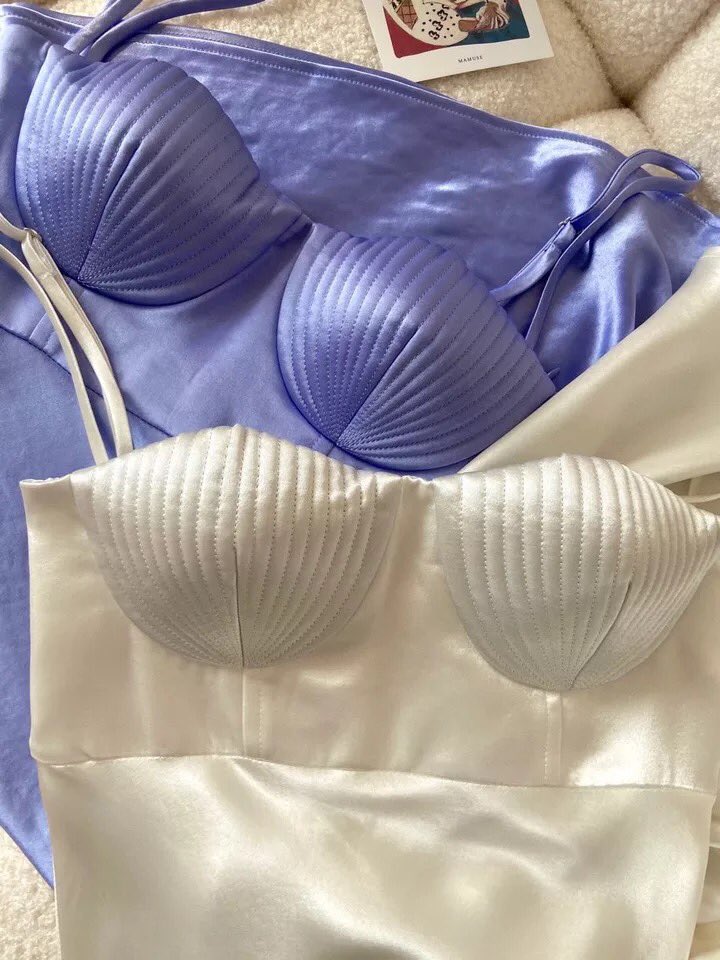 SHESFARROUT's tweet photo. Satin Pearl dresses https://t.co/h7Fyhuk6Fu