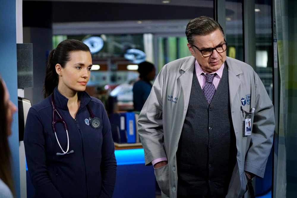 TorreyDaily's tweet photo. #ChicagoMed | Stills du 6x10 « So many things we've kept buried » https://t.co/CAlPsX6Arp