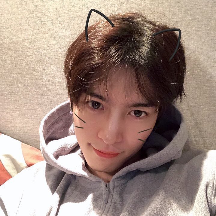 HCNFEED's tweet photo. #레이찬 #이휘찬 #휘찬 #리미트리스 #LMTLS #LIMITLESS #오메가엑스 #OMEGA_X catboy 😼 https://t.co/mkig9QFir9