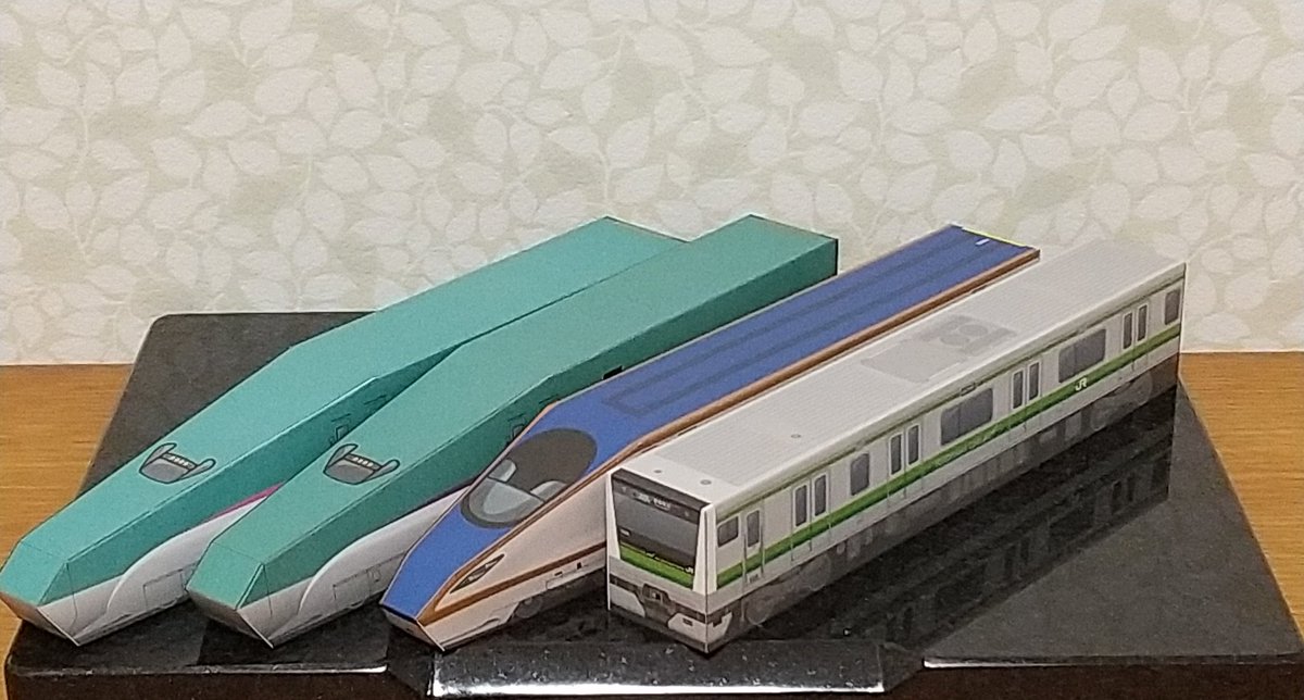 Twoucan E5系 の注目ツイート イラスト マンガ コスプレ モデル