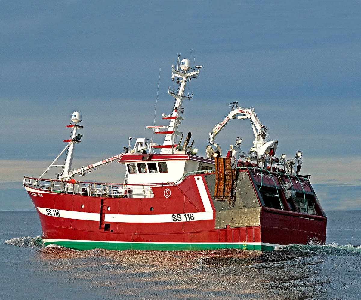 YourFishingNews's tweet photo. This week's Boat of the Week is Crystal Sea SS 118, a 24.5m twin-rig trawler built by Macduff Shipyards Ltd, Macduff (2020) and working out of Newlyn.
#fishingboats #botw #boatoftheweek
Check out our full Boat of the Week section on our website via https://t.co/C8gQscmvLZ https://t.co/WWljyhaAyA