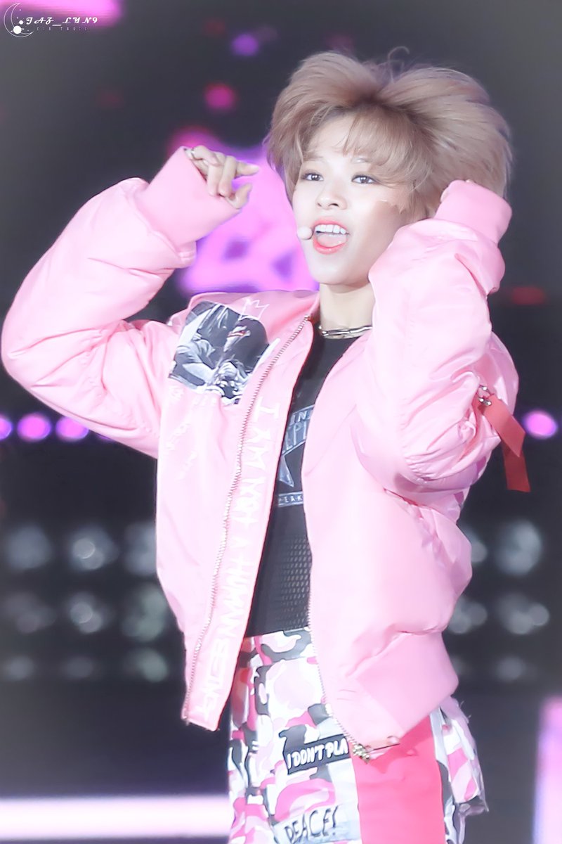 jaz_lyn9's tweet photo. 210401 April Fools Day 

Eyes Wide OPEN--JEONGYEON 

#TWICE #ONCE #JEONGYEON #定延
#AprilFoolsDay https://t.co/GsaIIVGBtl