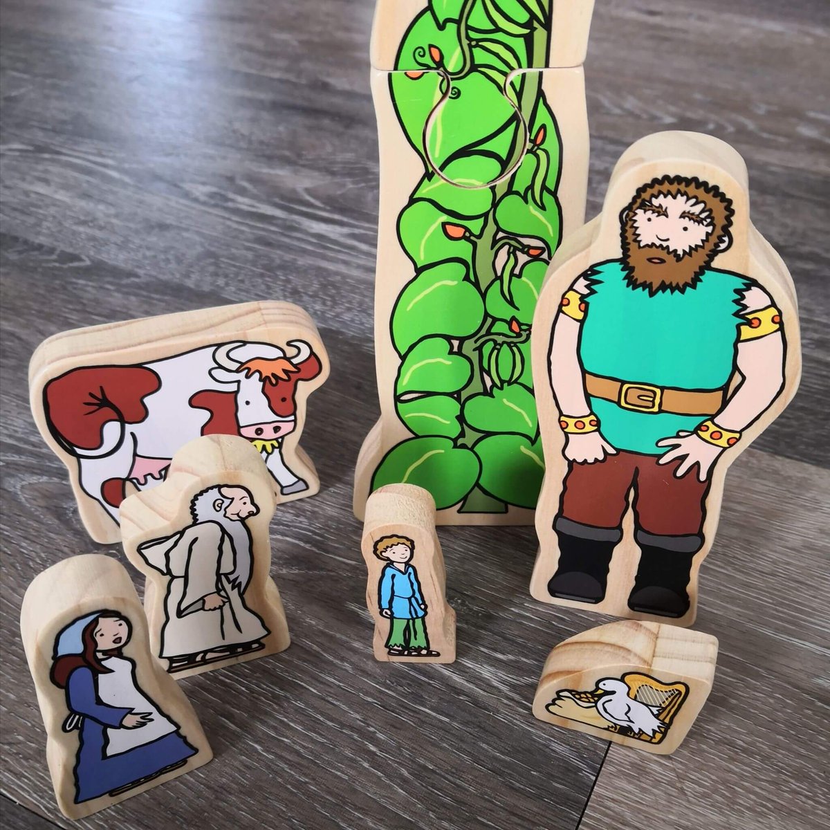 ✨Just in these great character sets from yellow door perfect resource to allow children to bring the story to life  and create their own stories ✨

squidlingtoys.co.uk/products/jack-…

#eyfs #eyfsliteracy #edutwitter #woodentoysuk #shoplocal #EYShare