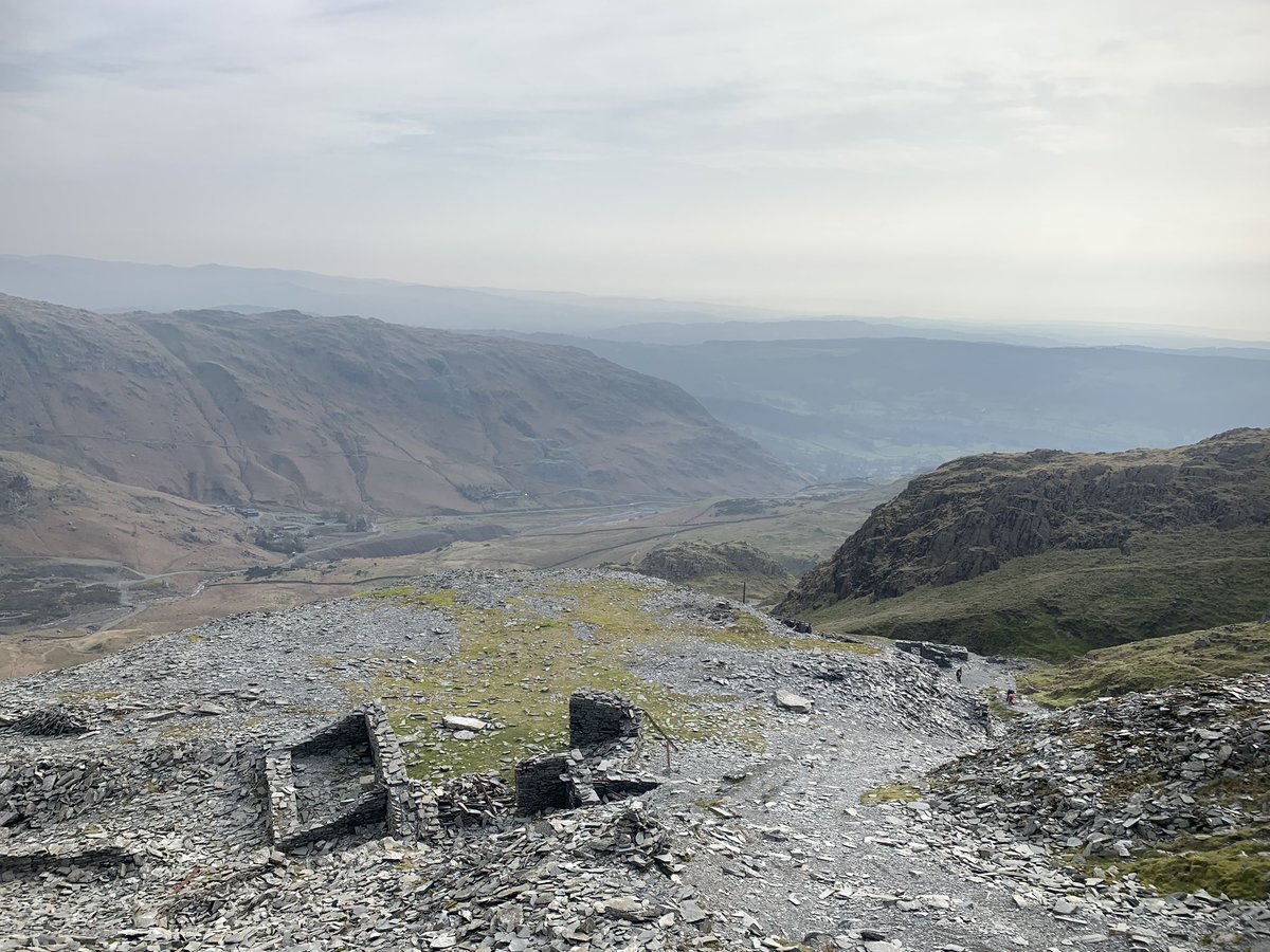 Beautiful day on Coniston Old man, great to see the <a href="/fixthefells/">fixthefells</a> volunteers back out in force.