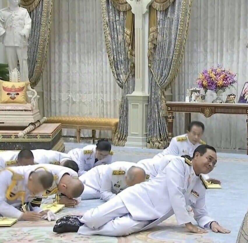 อย่าให้รู้นะ รู้แล้วบอกด้วย tweet media