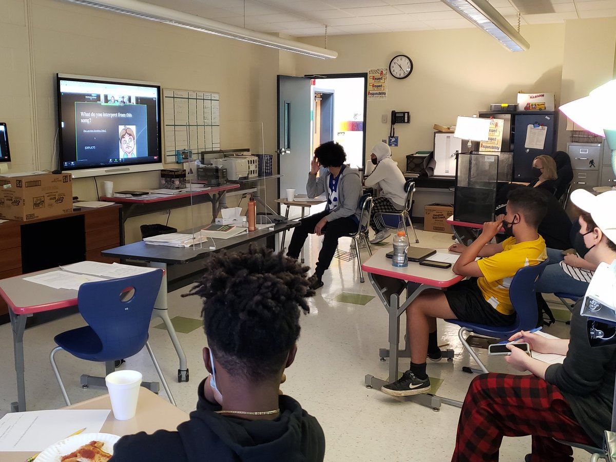 CoralRuggiero's tweet photo. Thank you Camden Big Picture Learning Academy HS for allowing #PMA to participate in a student #exhibition this morning. Students were engaged and benefitted from seeing an example prior to their presentations. 
@bigpiclearning @principaljenk @JRobinsonAP @ShawnParkhurst https://t.co/YSoroID9Nc