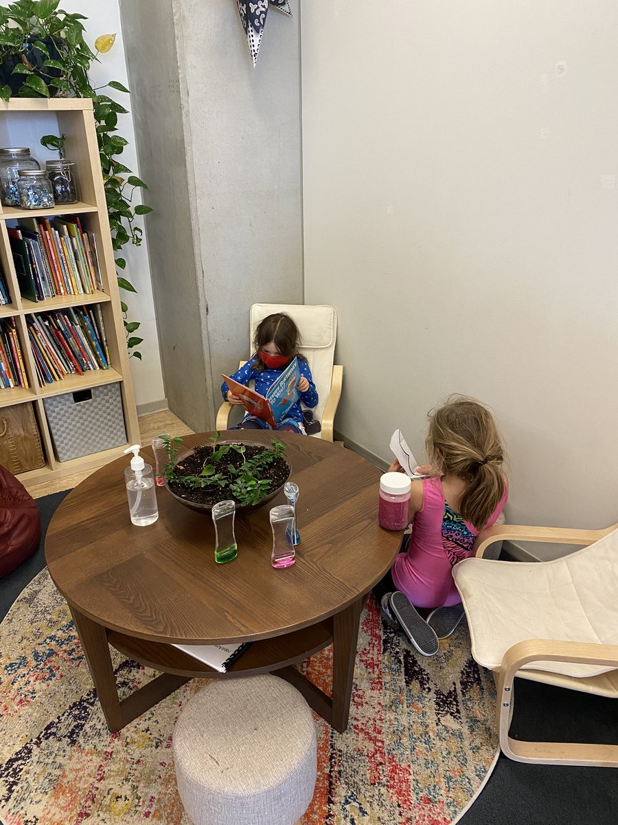 UCLS_ESH's tweet image. Everyone is settling into their new classrooms. It feels like the first day of school, again!
#eshlab #uclskids #playmatters