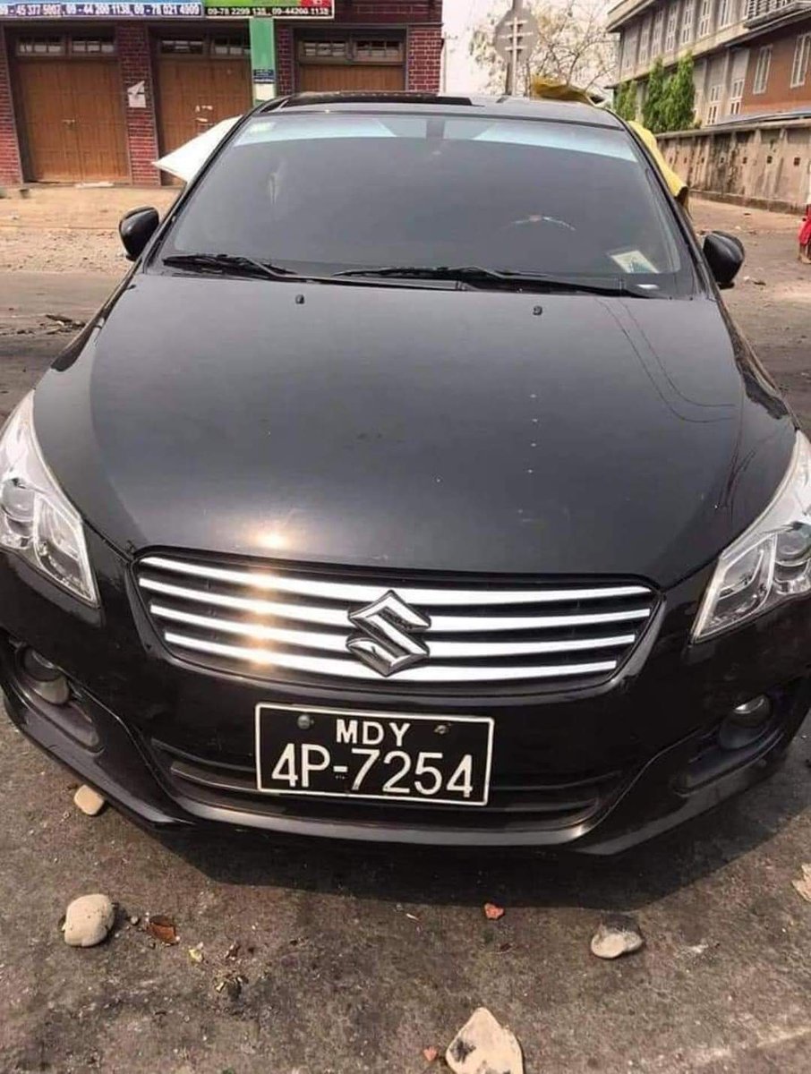 PrincessWu11's tweet photo. Sagaing Division Police in Kalemyo were arrested by NLD terrorist group
Kalemyo traffic police
Lieutenant colonel;
Sergeant Thein Naing Oo
Assistant Sergeant Nanda Min;
Police officer Phyo Thiha

#WhatsHappeningInMaynmar 
#WeWantOurCountryBack 
#Stopmakingfakenews
#SaveMyammar https://t.co/kAfnwShBll