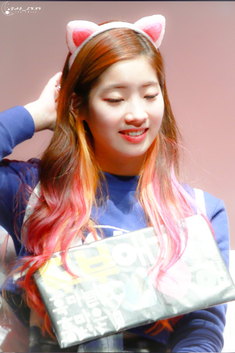 jaz_lyn9's tweet photo. 210401 April Fools Day 

Smile and Close Your eyes--Dahyun 

#TWICE #ONCE #DAHYUN #多賢
#AprilFoolsDay https://t.co/YWI2sqq5T1