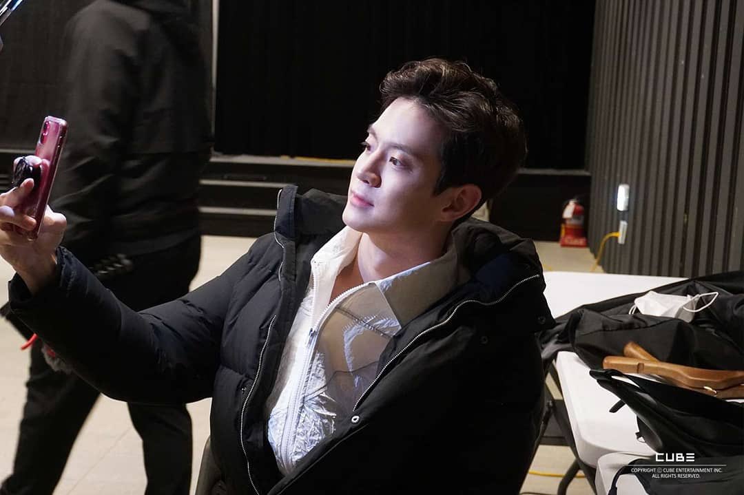 Chintia150406's tweet photo. I will always support you and love you π
#λ¬ΈμμΈ_νμ΄λμ€μ_κ³ λ§λμ
#μμΌμΆνν΄μ_λ¬ΈμμΈ
#λ¬ΈμμΈ
#μΈμ¬μ΄λ
#λ§μ΄λ
#suinn #MoonSuinn
#HappySuinnday
#MoonSuinnday
#Sweet30thMoonSuinn https://t.co/KSqmviWqPh